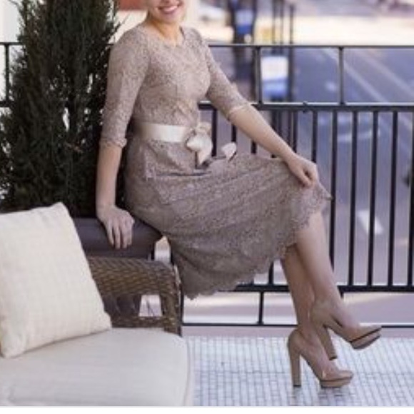 dainty jewel Dresses & Skirts - Beautiful Taupe Lace Dress
